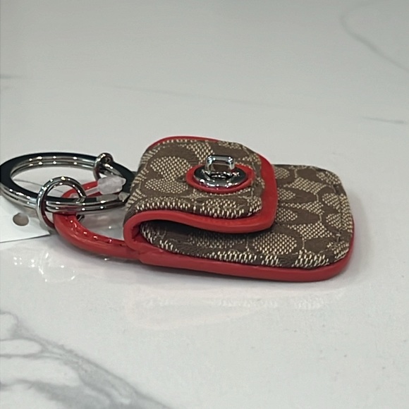 ❤️ Cute. Coach Keychain. - Picture 11 of 14
